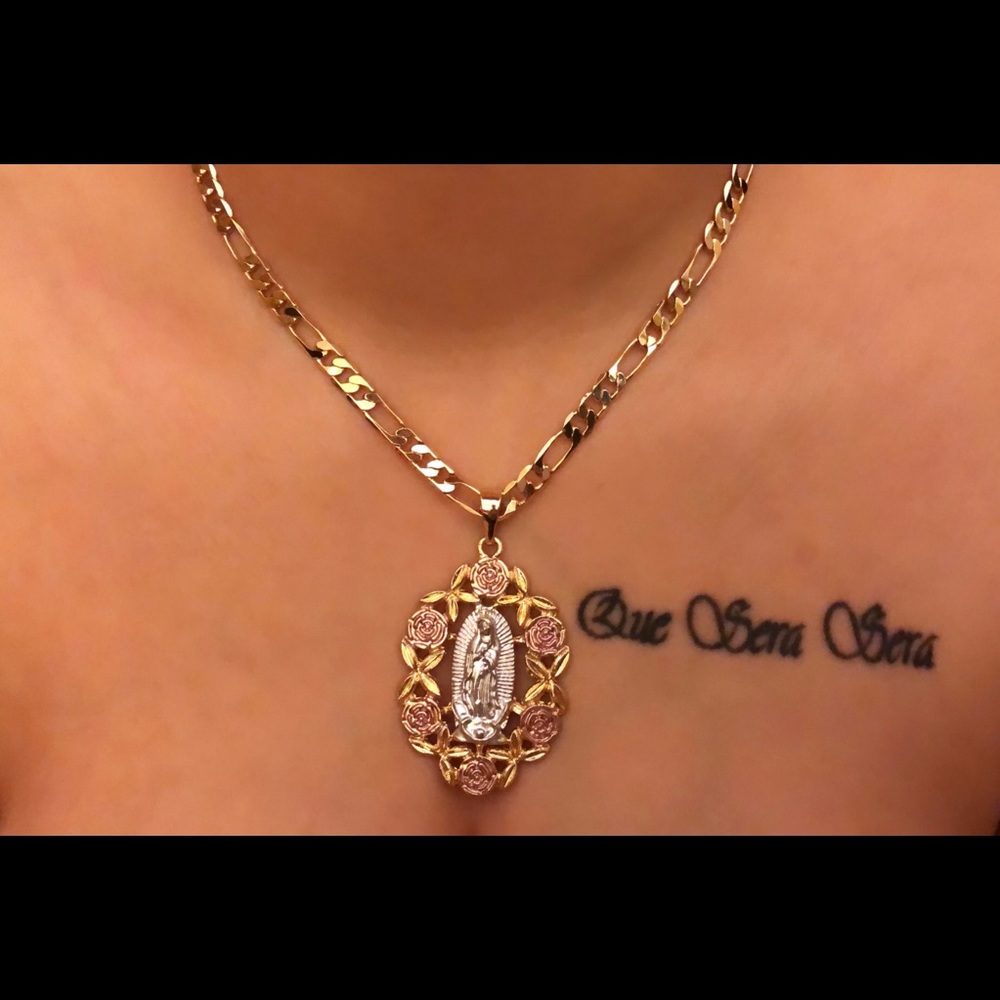 Rosé de Guadalupe necklace